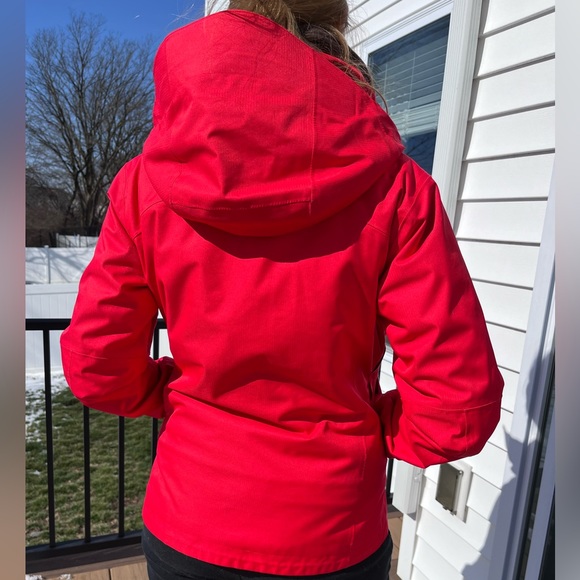 Patagonia H2No Ski Jacket - Picture 2 of 13